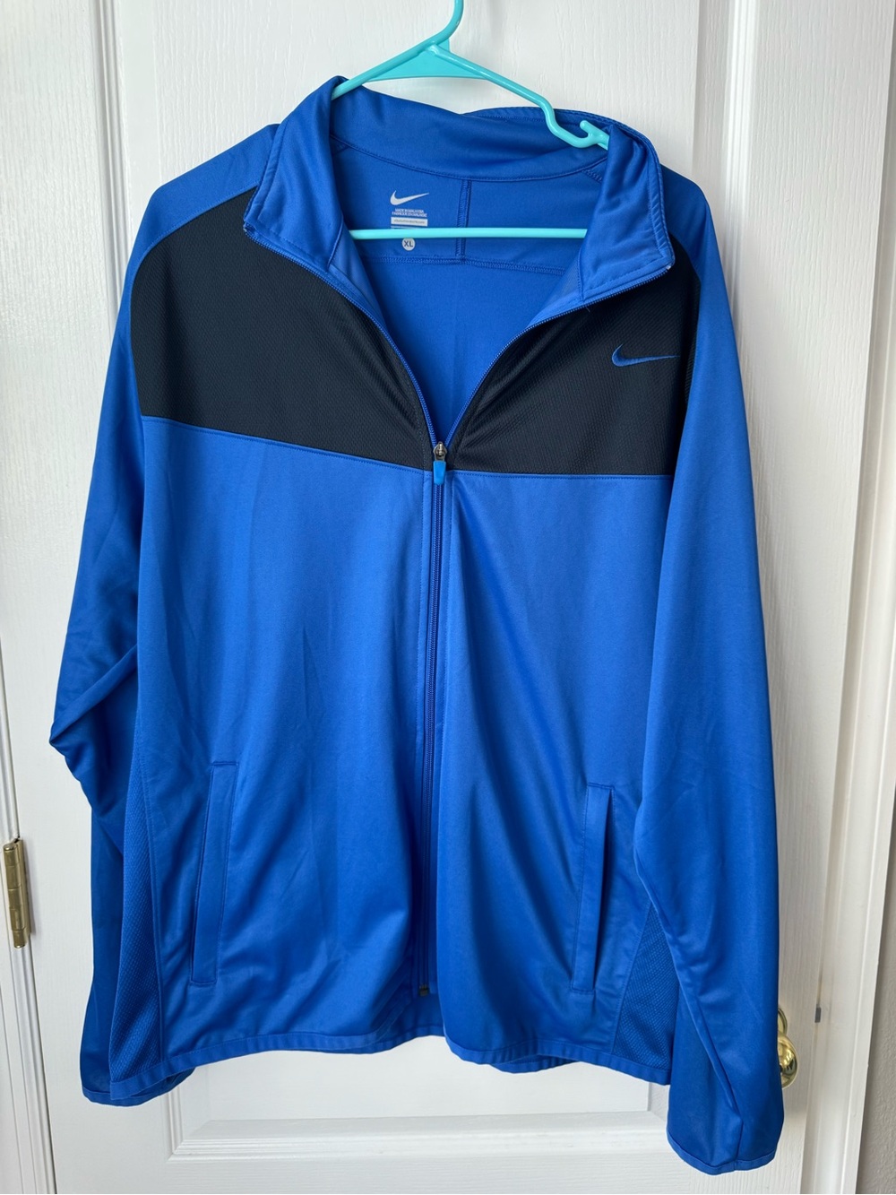 Nike Men’s Royal Blue and Black Zip-Up Performance Jacket